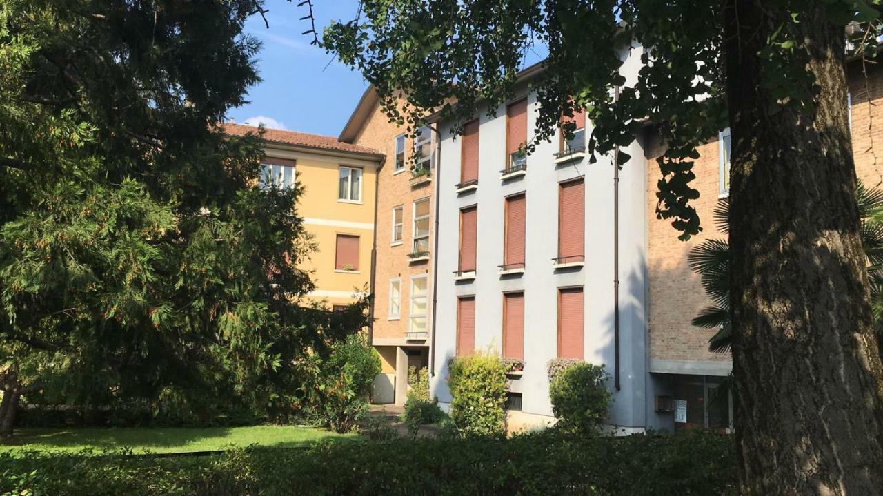 Adige Porta Vittoria Pensión *